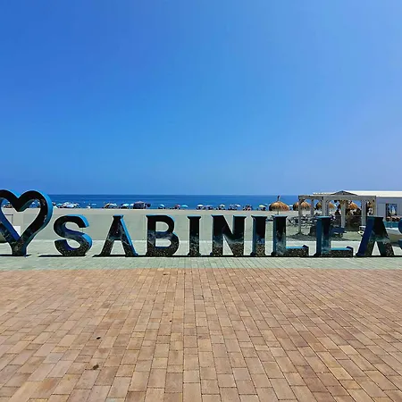 Small Oasis #2 - Manilva